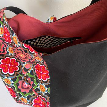 Preview: XL Tasche 'schwarz + bunt'